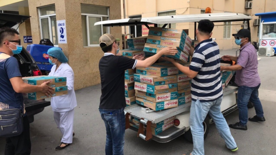 Masan tặng hàng nghìn thùng sản phẩm thiết yếu đến các đơn vị tuyến đầu chống dịch