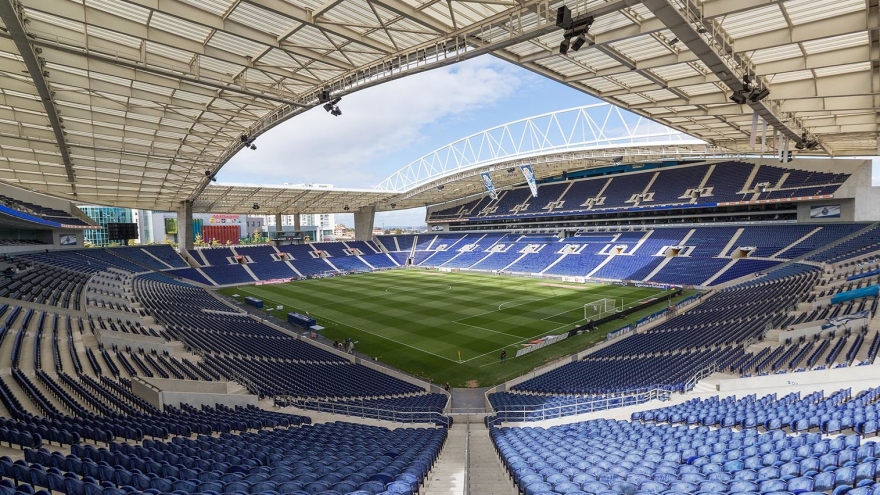 Chính thức: Chung kết Champions League chuyển đến Bồ Đào Nha