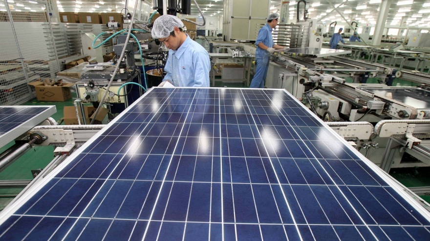 Ấn Độ điều tra chống bán phá giá pin năng lượng mặt trời từ Trung Quốc, Thái Lan, Việt Nam
