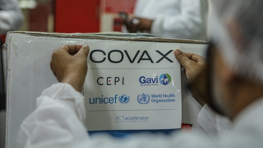 COVAX thiếu quỹ và nguồn cung, nhiều nước có nguy cơ chậm nhận vaccine