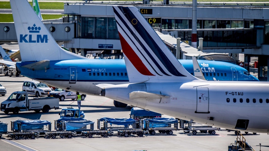 Phát triển năng lượng bền vững trong ngành hàng không: Bài toán khó của Pháp