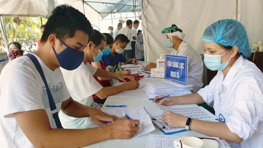 Các tổ dân phố ở Hà Nội đẩy mạnh tuyên truyền khai báo y tế