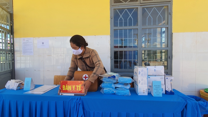 Lâm Đồng bố trí hơn 1.100 cán bộ y tế chốt trực tại những nơi bỏ phiếu