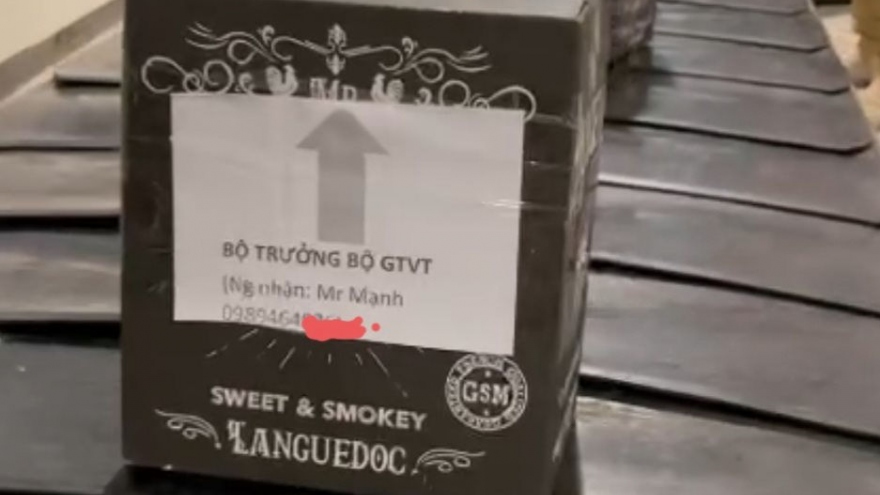 Mạo danh Bộ trưởng Bộ GTVT gửi lô hàng "khủng" tới Tân Sơn Nhất