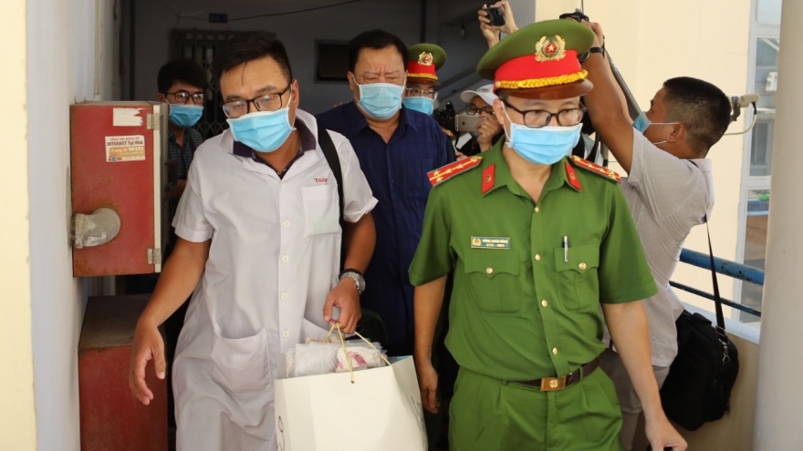 Nguyên Phó Chủ tịch UBND tỉnh Khánh Hoà Đào Công Thiên nhập viện trước khi bị bắt