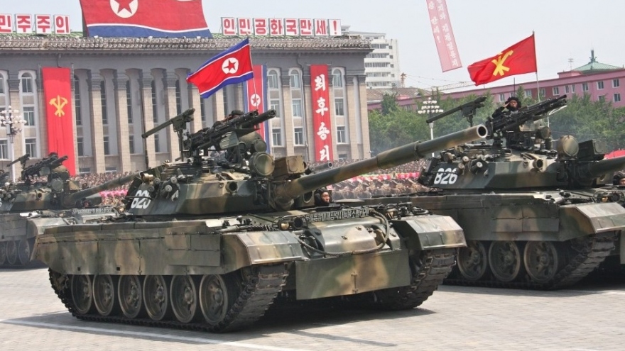 Triều Tiên có 4.300 xe tăng sẵn sàng tung vào chiến tranh