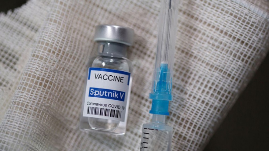 Bị người dân thờ ơ, Slovakia sẽ bán và tặng 160.000 liều vaccine Sputnik V