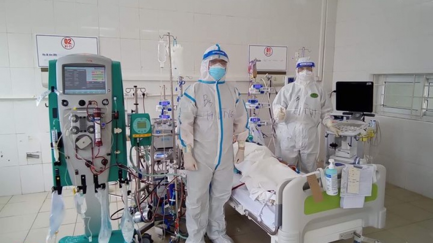 Hai bệnh nhân COVID-19 nặng tại Bắc Giang phải đặt ECMO