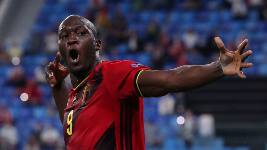 Bỉ đè bẹp Nga, Lukaku muốn đồng đội rút kinh nghiệm