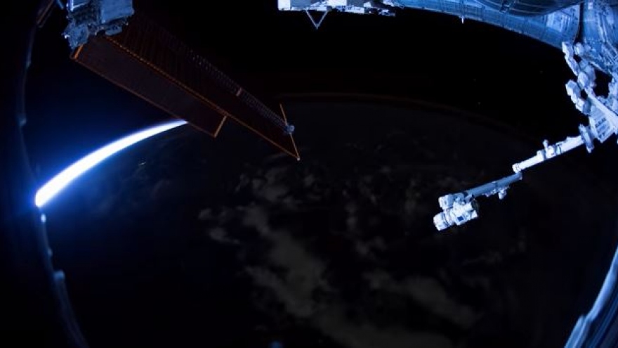 Chiêm ngường hoàng hôn, màn đêm và bình minh ấn tượng từ Trạm Vũ trụ Quốc tế (ISS)