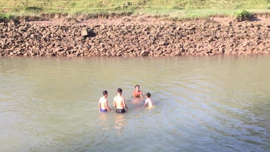 Tìm thấy thi thể nam thanh niên mất tích trên sông Đào