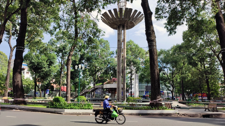 TP.HCM lo ngại nguy cơ lây dịch bệnh từ đội ngũ xe ôm