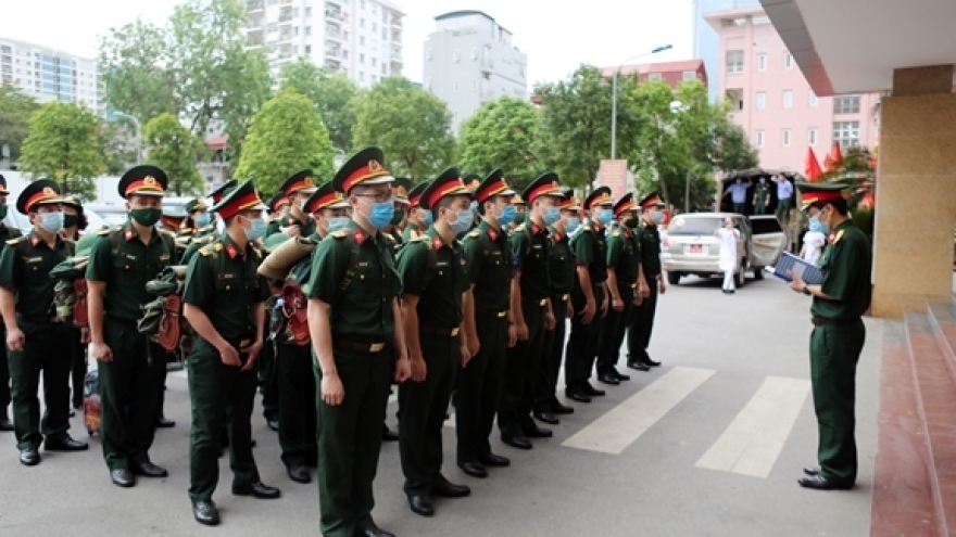 Thủ tướng khen 21 tập thể, cá nhân thuộc Bộ Quốc phòng, TP Hà Nội trong phòng chống dịch