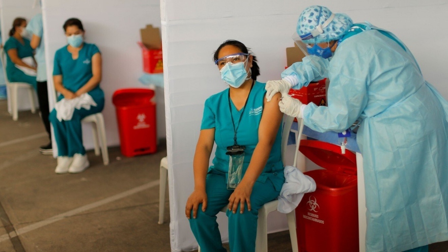 Lý do Trung Quốc “cược lớn” vào ngoại giao vaccine ở Mỹ Latin