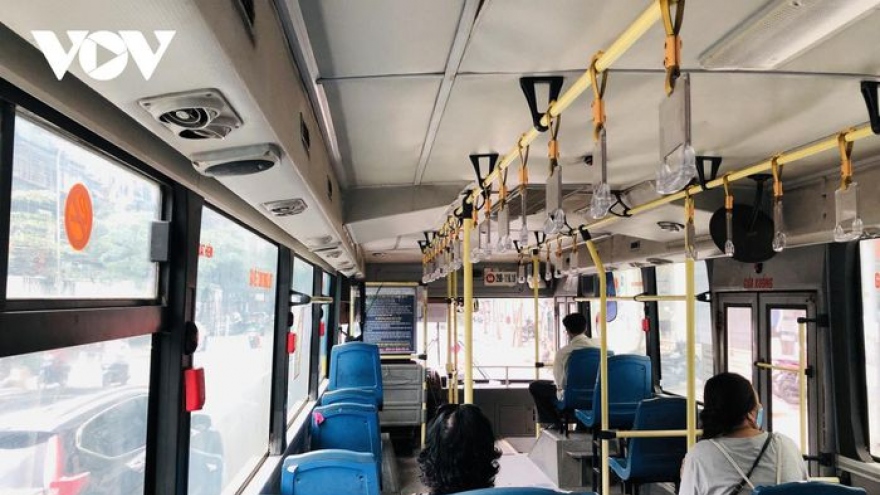 CDC Hà Nội đề xuất xét nghiệm tài xế, nhân viên soát vé xe buýt