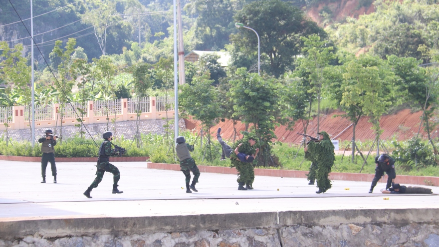 Diễn tập khu vực phòng thủ và phòng, chống khủng bố tỉnh Sơn La năm 2021