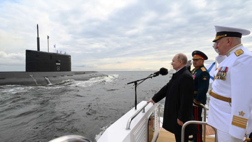 Tổng thống Putin: Hải quân Nga có thể tiến hành “cuộc tấn công không thể ngăn cản được”