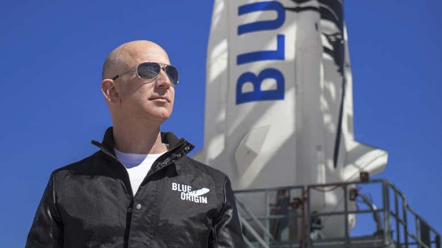 Tỷ phú Jeff Bezos đã sẵn sàng và "rất hào hứng" cho chuyến bay lịch sử vào không gian
