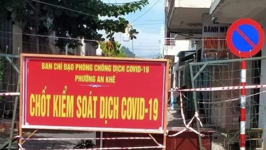 Một số cán bộ cơ sở còn cứng nhắc ở ngày đầu thực hiện Chỉ thị 16 tại 4 phường tại Đà Nẵng