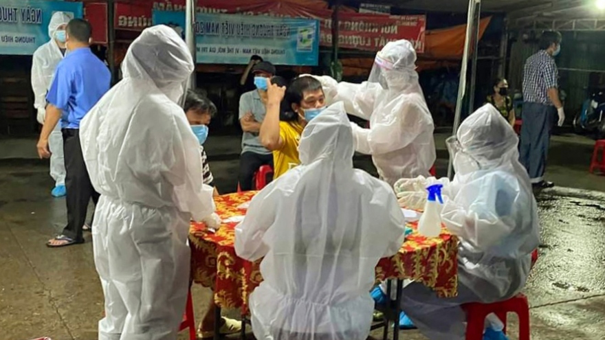 Khẩn trương truy vết trong đêm 15 ca nghi mắc Covid-19 tại Đồng Nai