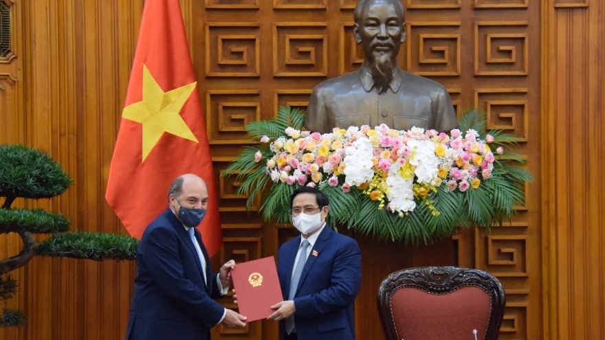 Thủ tướng đánh giá cao hợp tác Quốc phòng giữa Việt Nam và Anh