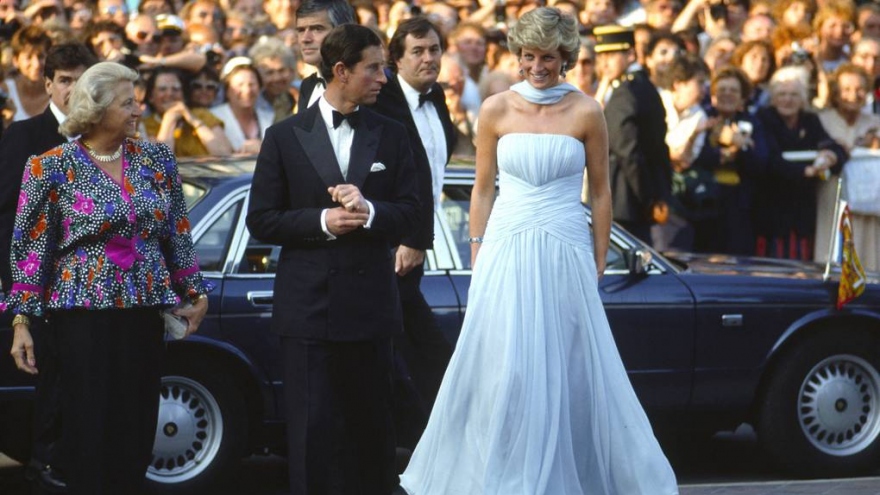 Công nương Diana và những thành viên Hoàng gia từng ghi dấu trên thảm đỏ LHP Cannes