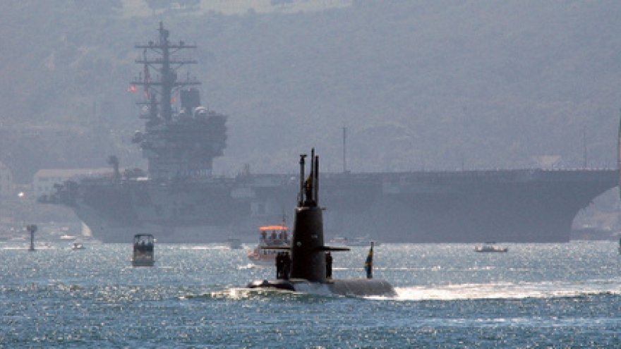 Vì sao tàu sân bay Mỹ USS Ronald Reagan lại bị khuất phục trước tàu ngầm bé nhỏ Gotland?