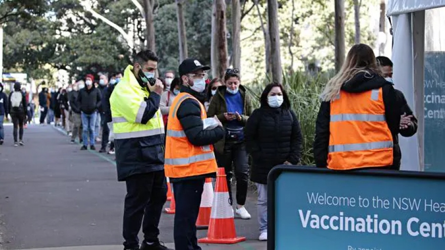 Australia chậm trễ trong chương trình tiêm vaccine ngừa Covid-19