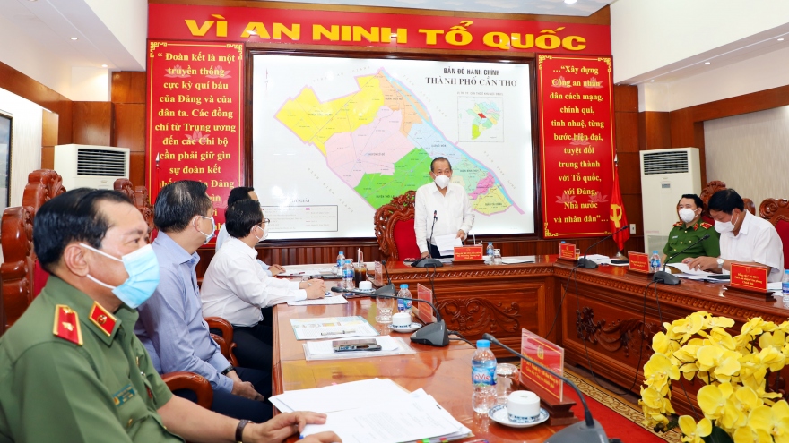 PTT Trương Hòa Bình kiểm tra công tác phòng chống dịch tại Cần Thơ