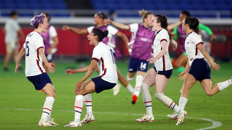 Bóng đá nữ Olympic Tokyo: Australia thắng sốc, Mỹ hạ gục Hà Lan 