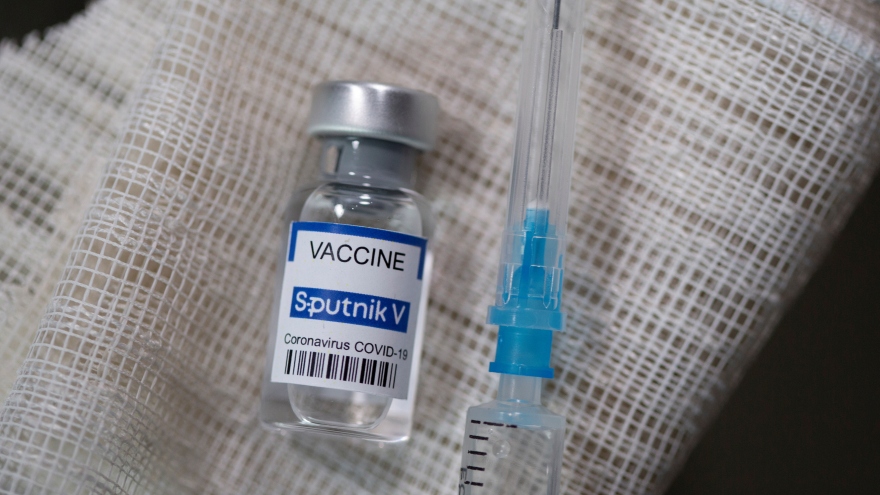 Chính thức công bố sản xuất thử nghiệm vaccine Sputnik V tại Việt Nam