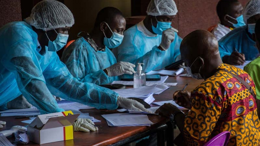 155 người ở Guinea đang được theo dõi chặt chẽ do tiếp xúc với ca nhiễm virus Marburg