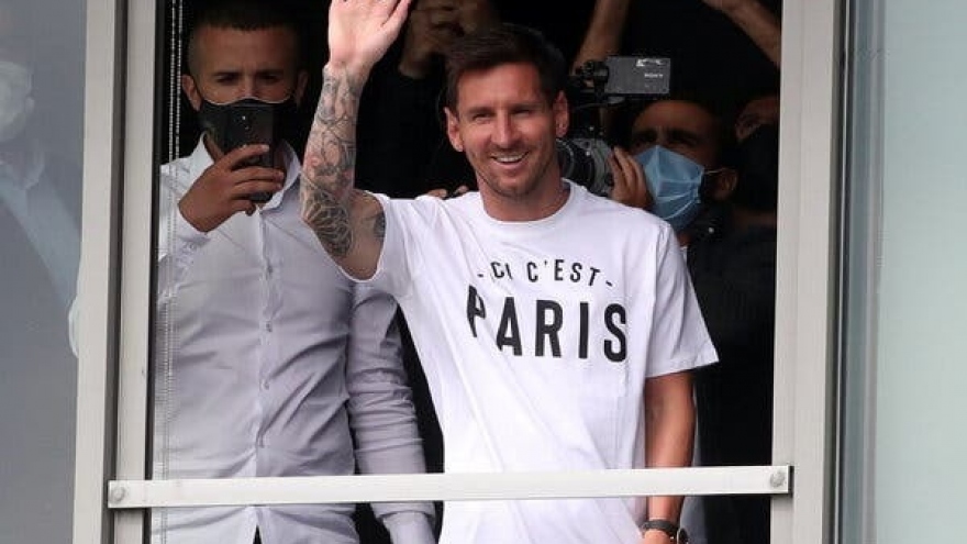 Messi gia nhập PSG làm tiền ảo của đội bóng tăng gấp đôi