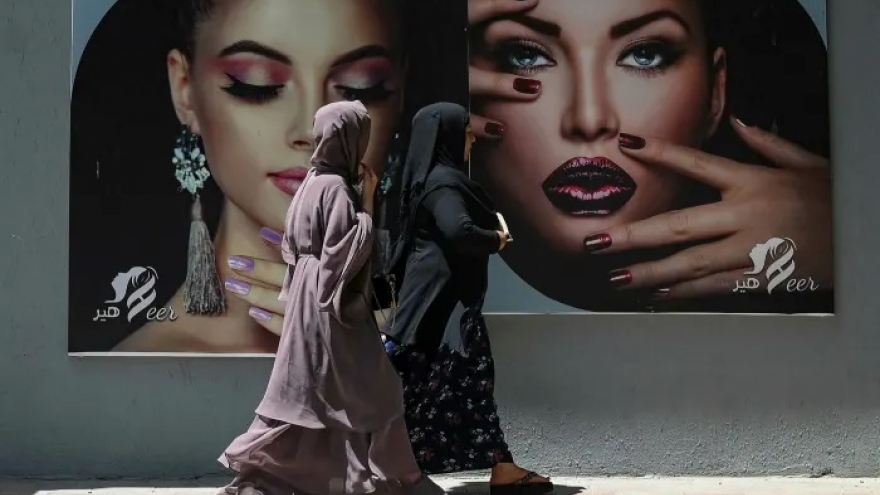 Phụ nữ Afghanistan lo sợ về an ninh và tương lai của mình dưới chế độ Taliban lần 2