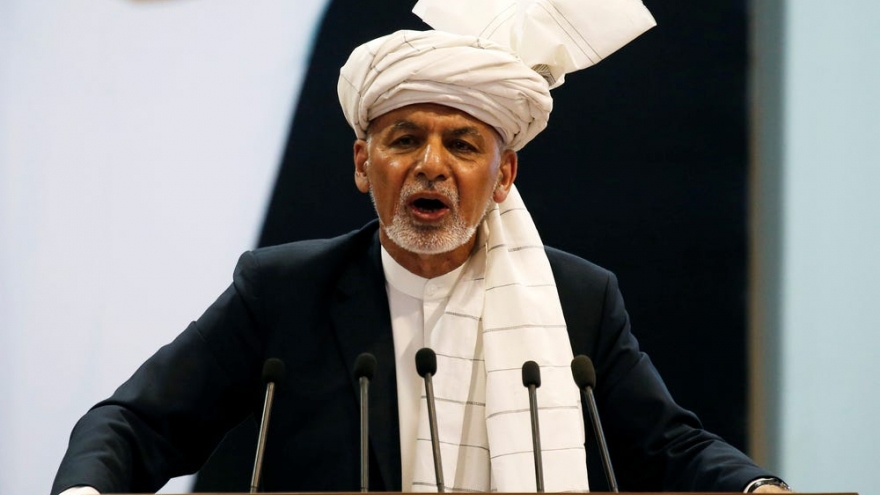 Tổng thống Afghanistan Ghani đã rời khỏi đất nước