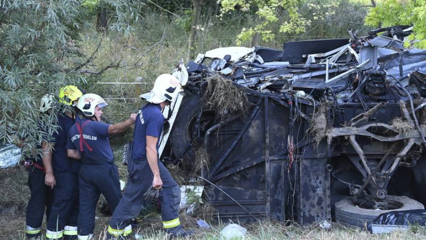 Tai nạn xe buýt kinh hoàng ở Hungary, 8 người thiệt mạng và hàng chục người bị thương