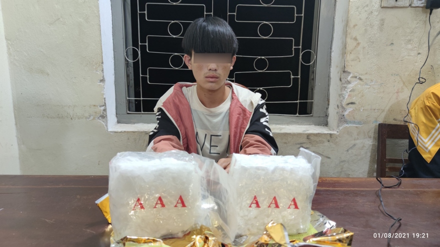 Bắt giữ nam thanh niên 18 tuổi tàng trữ 2kg ma túy đá tại Điện Biên