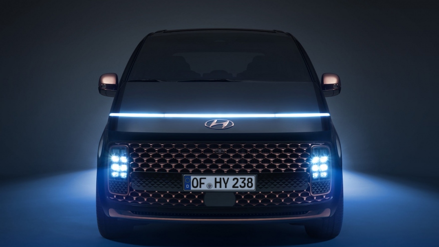 Xe MPV Hyundai Staria Signature sẽ ra mắt tại Đức với giá từ hơn 56.000 Euro