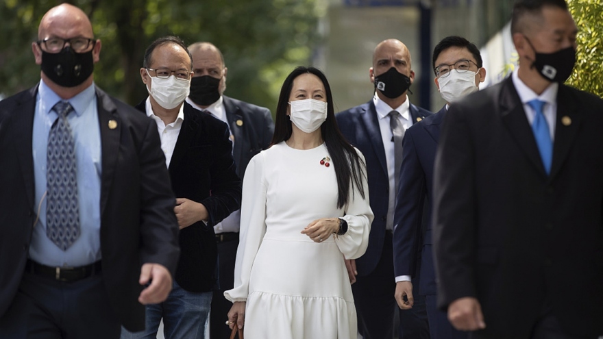 Trung Quốc dọa “giáng đòn nặng nề” nếu Canada không thả bà Mạnh Vãn Chu