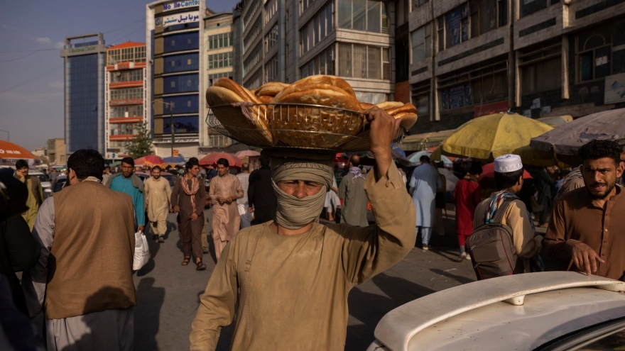 Dưới sự cai trị của Taliban, cuộc sống ở thủ đô Kabul ngày càng biến động