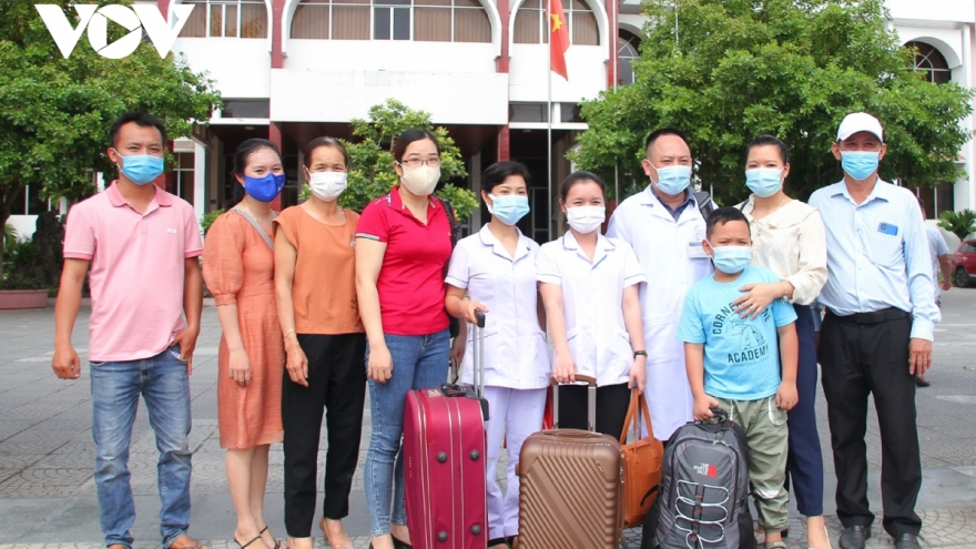 Một nhân viên y tế Quảng Trị đi chống dịch ở Bình Dương trở về mắc Covid-19