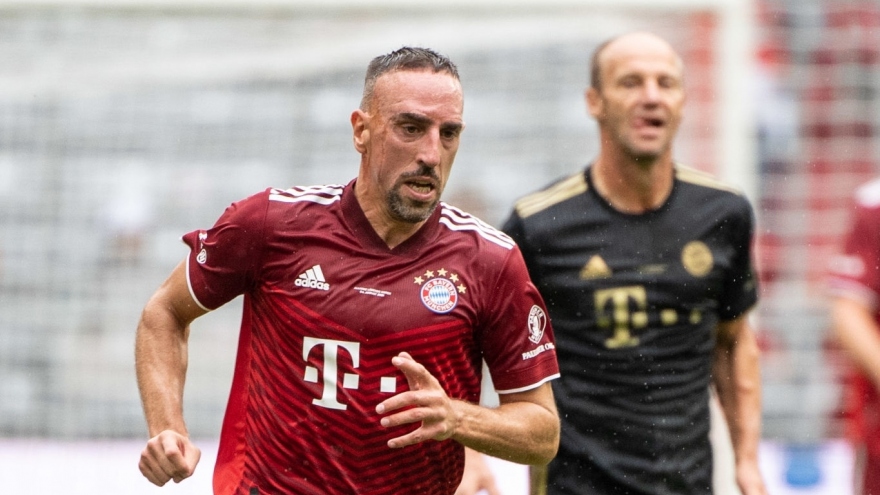 Bayern cân nhắc ký hợp đồng với “lão tướng” Franck Ribery