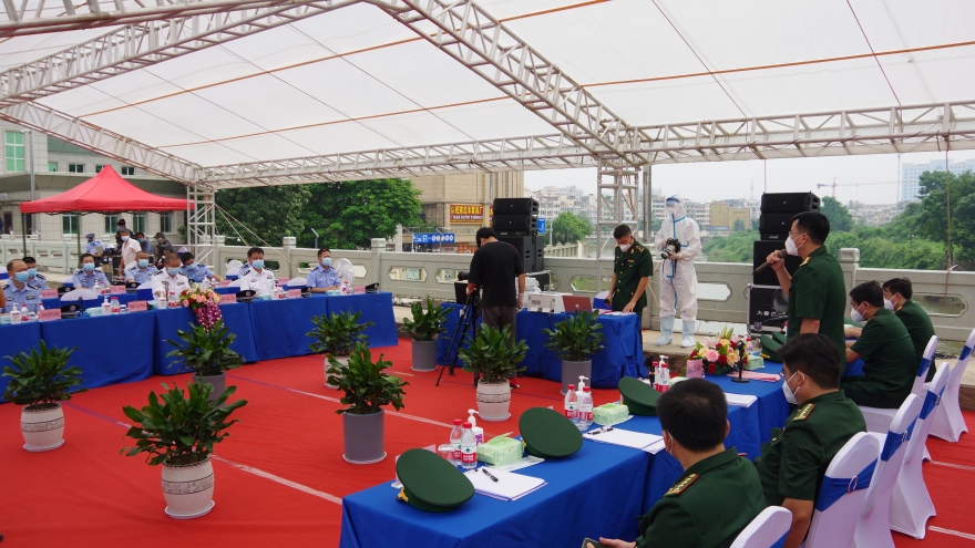 Hội đàm giữa BĐBP 4 tỉnh của Việt Nam với Tổng trạm Kiểm tra Biên phòng XNC Quảng Tây