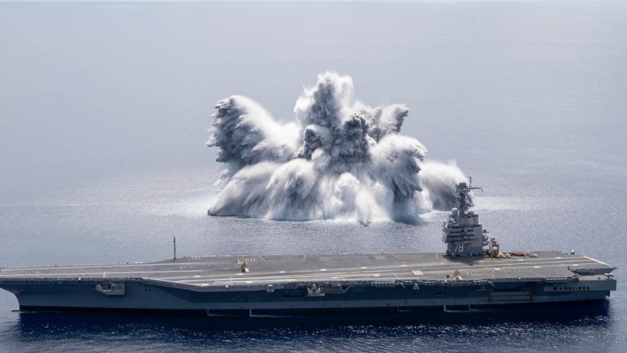 Thông điệp Mỹ gửi Nga và Trung Quốc từ vụ thử chống sốc tàu sân bay