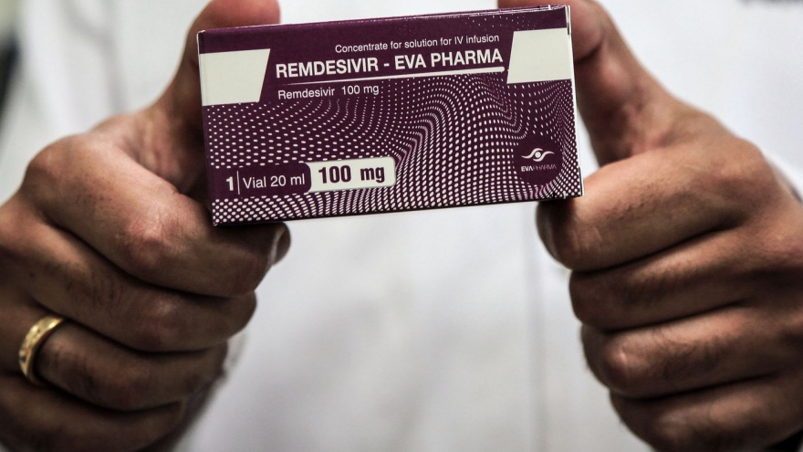 Khoảng 10.000 lọ thuốc Remdesivir đầu tiên đã về tới TP.HCM