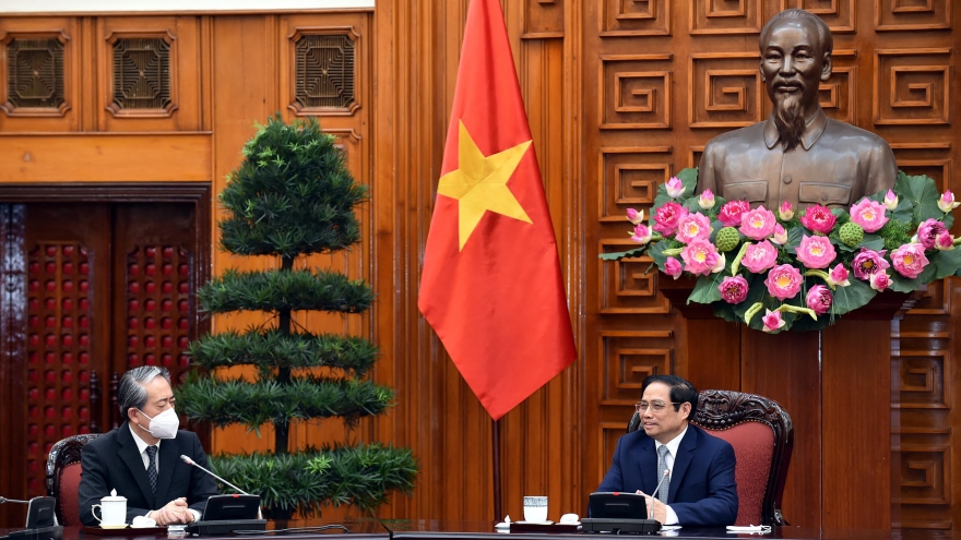 Thủ tướng Chính phủ Phạm Minh Chính tiếp Đại sứ Trung Quốc tại Việt Nam