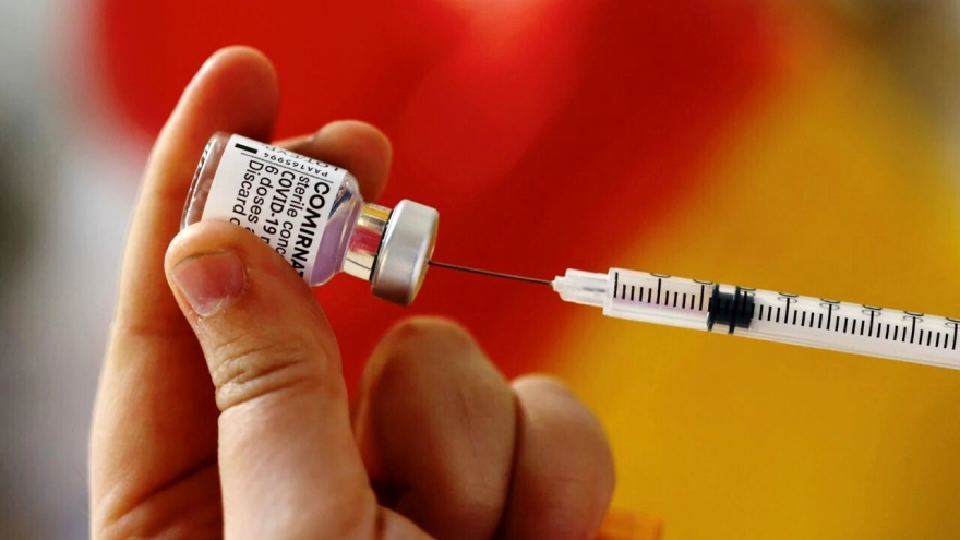 Sự gia tăng các ca mắc Covid-19 dù đã tiêm vaccine có thực sự đáng ngại?