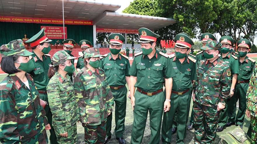 Bộ Quốc phòng điều động lực lượng quân y tăng cường cho TP.HCM và Bình Dương