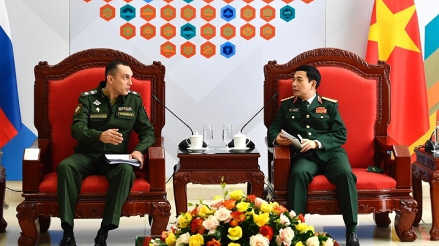 Bộ Quốc phòng: Nga sẽ cung cấp 20 triệu liều vaccine cho Việt Nam trong năm 2021