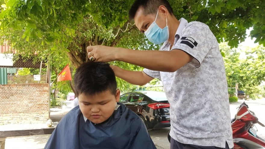 Ninh Bình cho phép mở cửa dịch vụ ăn uống, cắt tóc, tập gym từ ngày 11/9